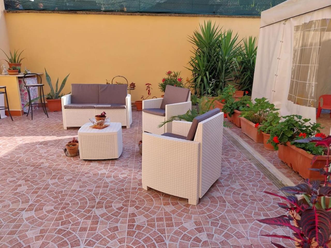 Il Giardino Di Marimar Lägenhet Exteriör bild