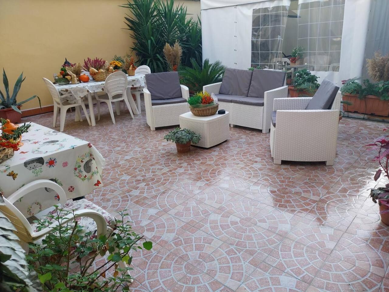 Il Giardino Di Marimar Lägenhet Exteriör bild