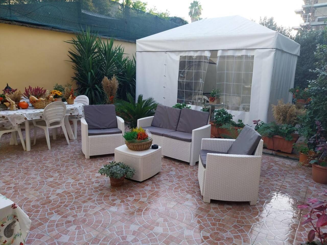 Il Giardino Di Marimar Lägenhet Exteriör bild